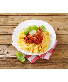 Penne ao Molho de  Bolonhesa